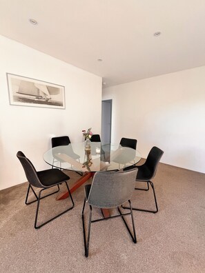 Dining - Freshwater - spacious private room (Queenscliff)