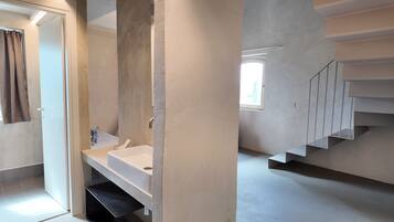 Junior-Zimmer | Zimmersafe, Schreibtisch, kostenloses WLAN