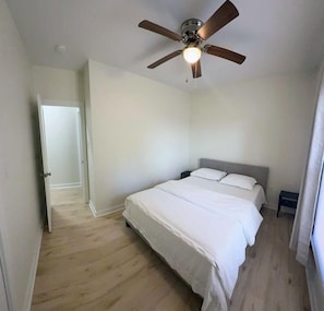 2 chambres, bureau, fer et planche à repasser, Wi-Fi gratuit
