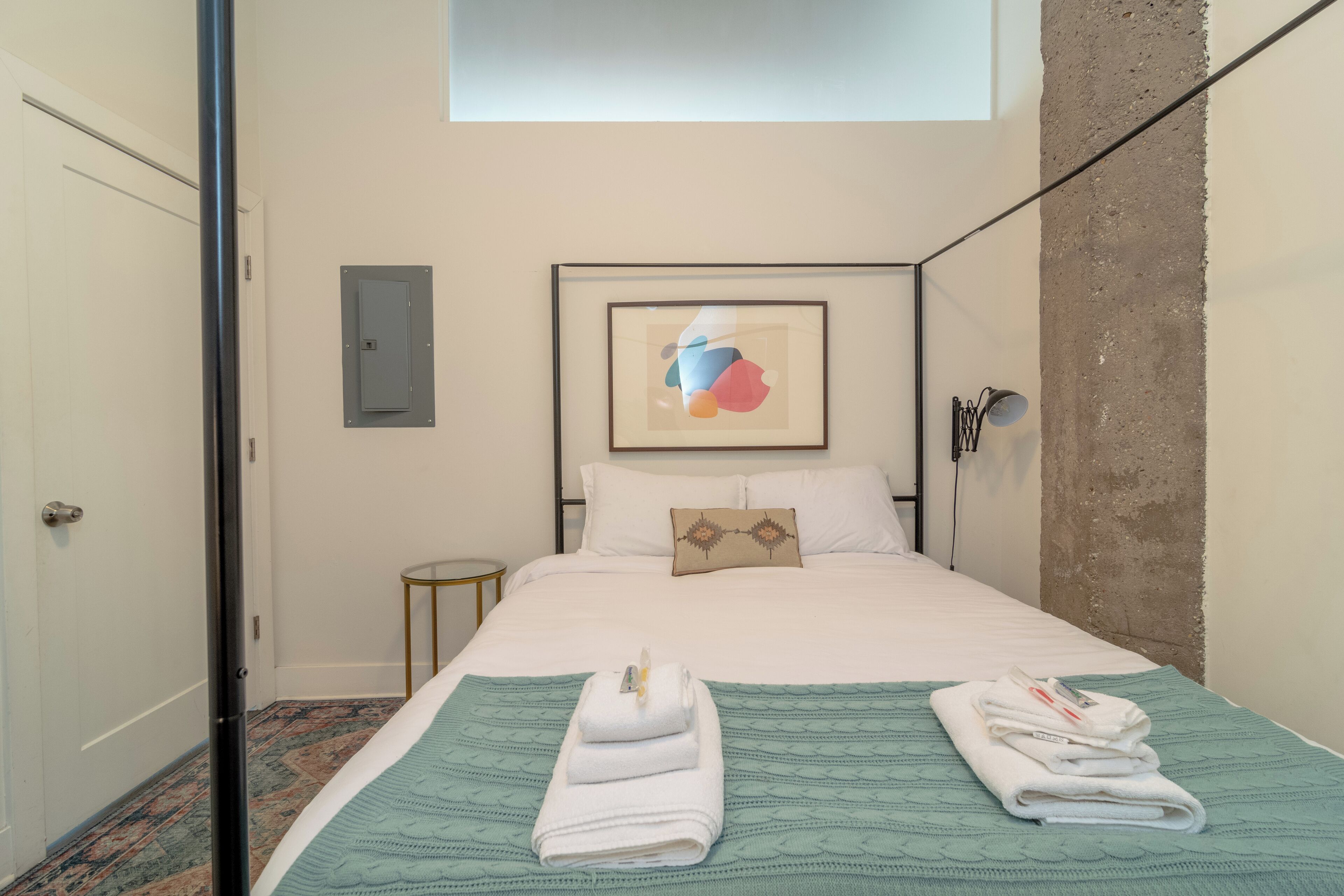 2 chambres, fer et planche à repasser, Wi-Fi gratuit, draps fournis