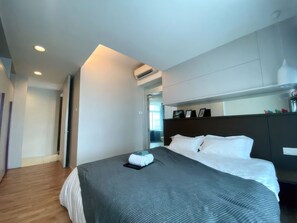 Superior Apartment, 2 Bedrooms, Kitchen, City View | Desk, laptop workspace, free WiFi, bed sheets - VERVE Suites KL South Apartments & Condo (Kuala Lumpur)