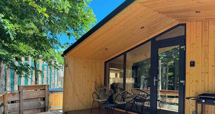 Unusual, intimate lodge with Nordic bath in the heart of Alsace