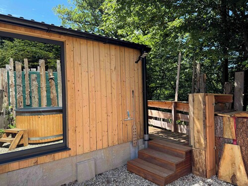 Unusual, intimate lodge with Nordic bath in the heart of Alsace