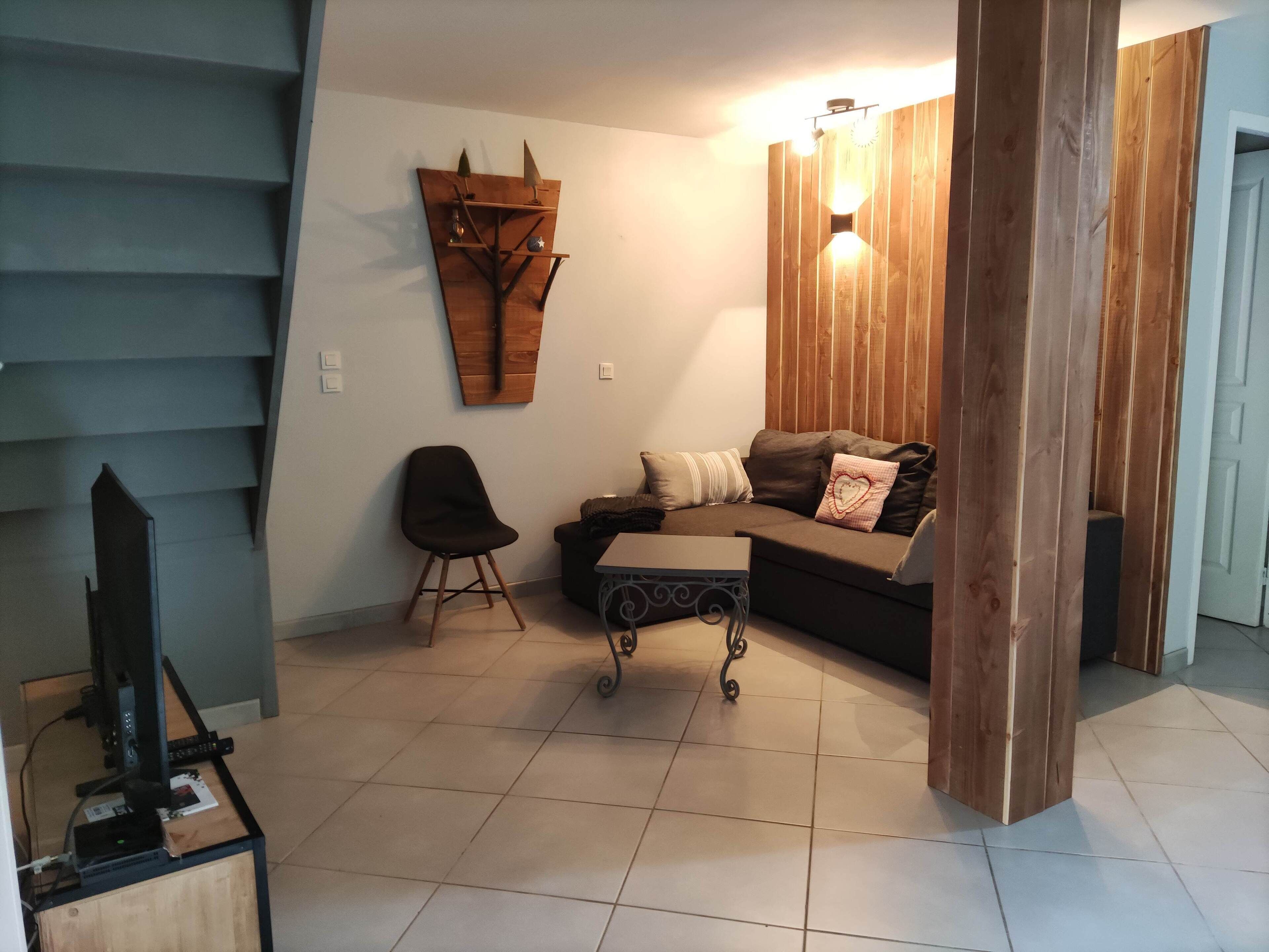 Maison Isolée Dans Les Monts D'ardèche Avec Four à Pizza,sauna, Cabane, Rivière - Le Cheylard