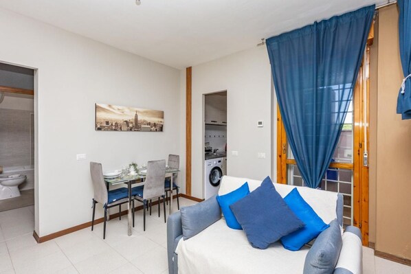 Interior - Casetta di Giò by Rentbeat (Roma)