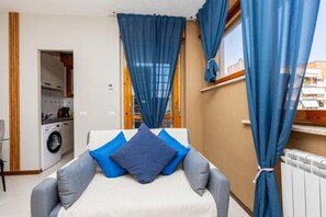 Living area - Casetta di Giò by Rentbeat (Roma)