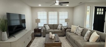 "Golden Retreat –3BR/2BA Escape" located in the top neighborhood in Madera