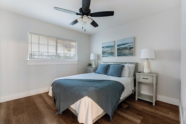 3 bedrooms, desk, iron/ironing board, WiFi