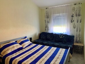 2 室のベッドルーム、WiFi、ベッドシーツ