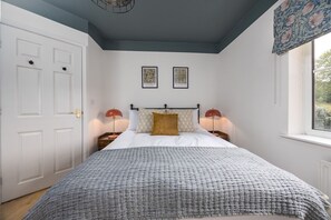 4 Schlafzimmer, Bügeleisen/Bügelbrett, kostenloses WLAN, Bettwäsche