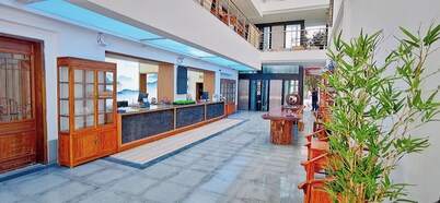 Guiyang Yunshu Hotel Jiaxiu Building Branch