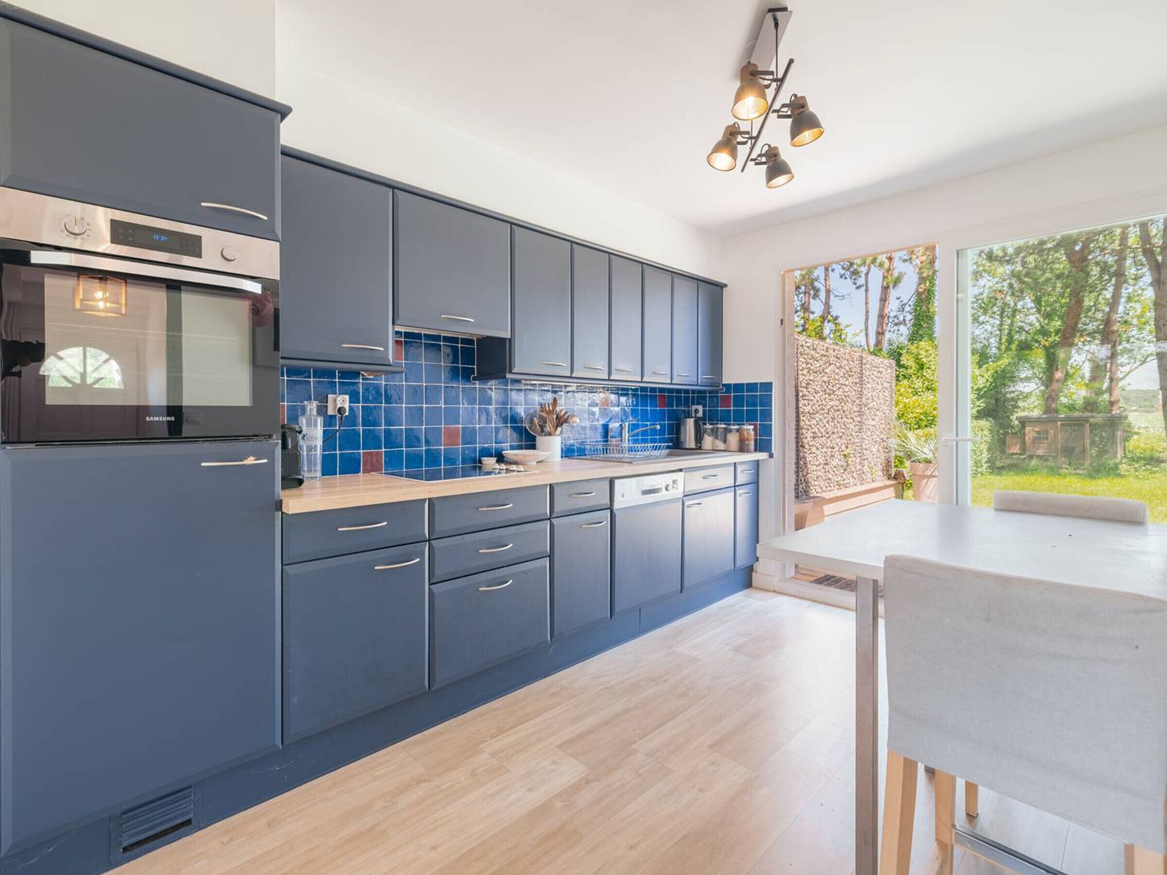 Wasserkocher mit Kaffee-/Teezubehör