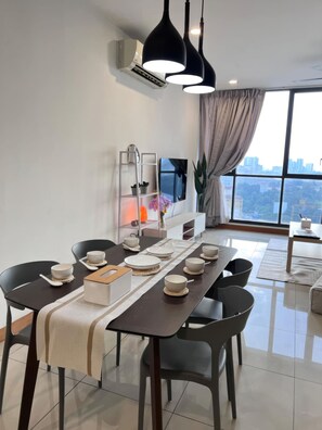 Superior Apartment, 3 Bedrooms, Balcony, City View | In-room dining - KL Staycation Gateway Residences (Kuala Lumpur)