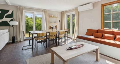 Holiday bliss in Sandvig with sea view