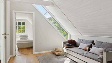 2 bedrooms, free WiFi