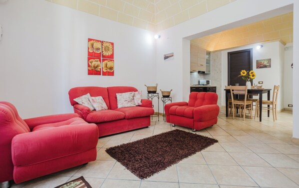 32-inch flat-screen TV with digital channels