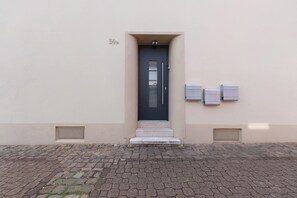 Exterior detail - Apartment 'Merzig' with Private Terrace (Merzig)