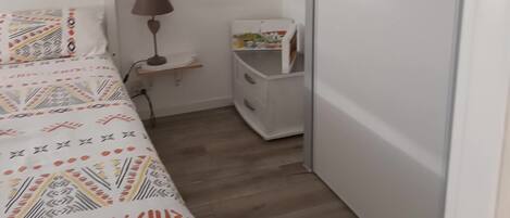1 bedroom, iron/ironing board, free WiFi, bed sheets