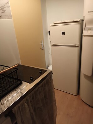 Microondas, placa de cocina