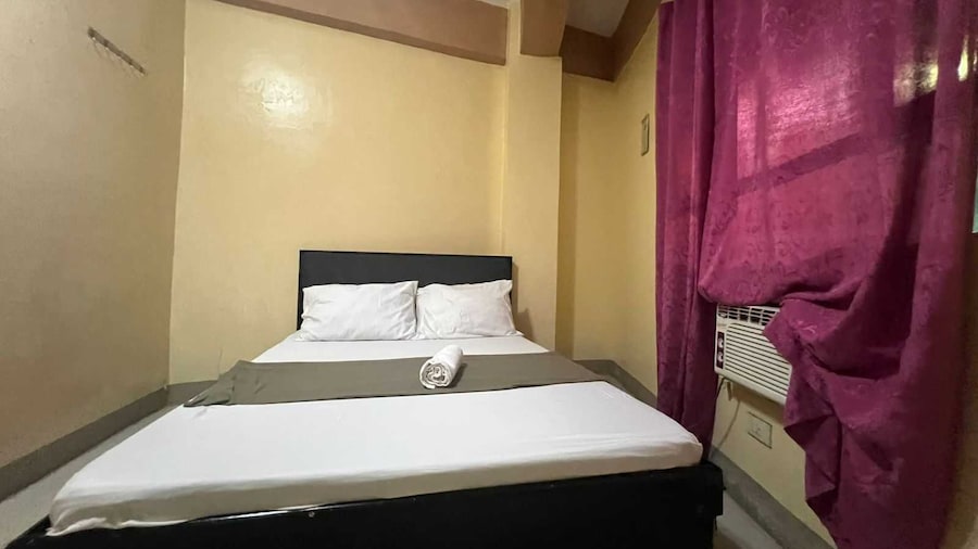OYO 1151 AAM Transient and Guesthouse