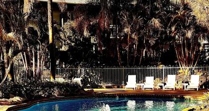 Escape to our stylish studio at prestigious Sanctuary Resort