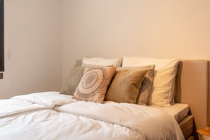 4 Schlafzimmer, Bügeleisen/Bügelbrett, WLAN, Bettwäsche