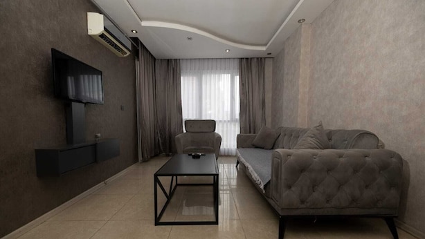 Departamento Confort, vista a la ciudad | Ropa de cama de alta calidad, edredón, wifi gratis y ropa de cama 
