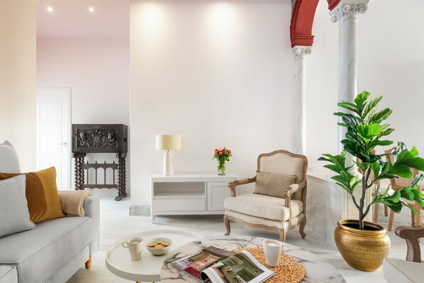 Superior Apartment | Living area