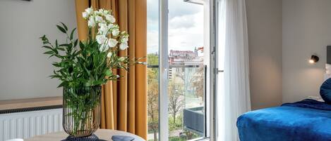 Ferros/tábuas de passar roupa, Wi-Fi de cortesia, roupa de cama