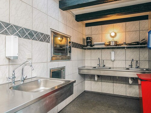 5 Person Holiday Park Home in Ronde