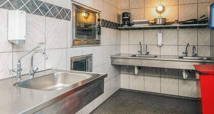 5 Person Holiday Park Home in Ronde