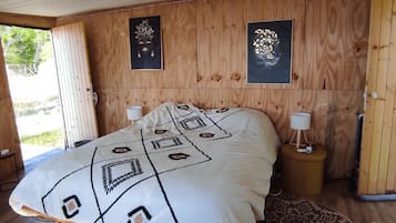 2 chambres, fer et planche Ă repasser, draps fournis