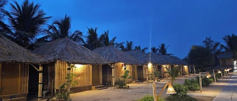 Mặt tiền nơi lưu trú