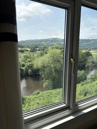 Roadhouse LLanwenarth 