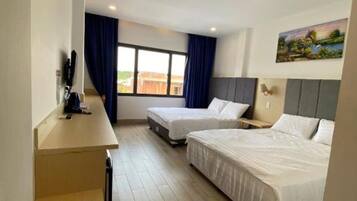 Chambre Quadruple | Chambres insonorisées, Wi-Fi gratuit, draps fournis