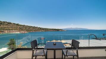 Deluxe Double Room, Balcony, Beach View | Balcony