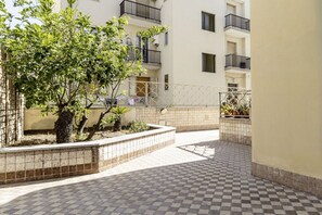 Property grounds - GuestHost - Seaview Apartment Alghero (Alghero)