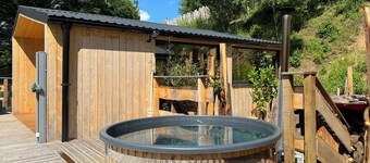 2 Tiny Houses with terrace and Nordic bath for an unusual group stay