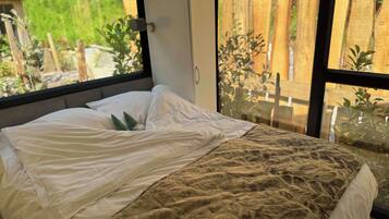 2 Schlafzimmer, Bügeleisen/Bügelbrett, Bettwäsche