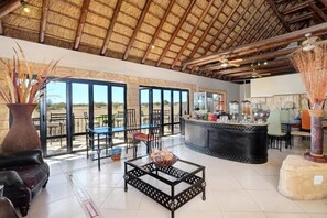 Resepsionis spa