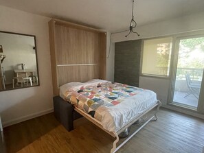 1 soveværelse, sengetøj
