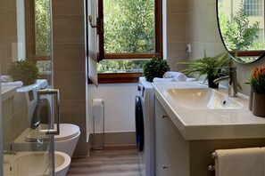 Dusche, Bidet