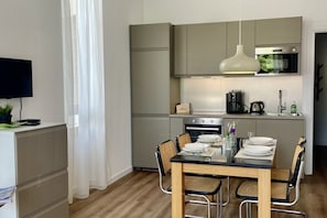 Private kitchen - Bnbook Xenia Malpensa Apartment (GALLARATE)