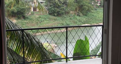 2 Bedroom ground floor riverside apartment
