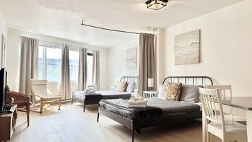 1 chambre, fer et planche Ă repasser, lit parapluie, Wi-Fi