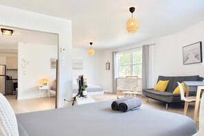 1 bedroom, iron/ironing board, travel crib, WiFi