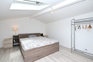 2 makuuhuonetta, Wi-Fi, vuodevaatteet