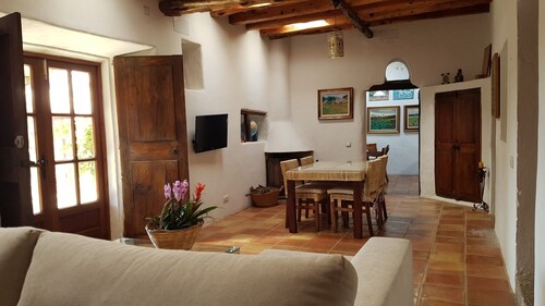Finca Can Pepis, surrounded by nature, is ideal for groups of 12 people.