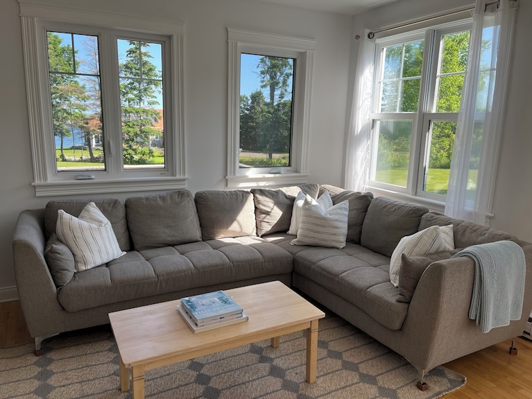 Peaceful Cottage, Located In The Beautiful Countryside Of Pei. - Charlottetown