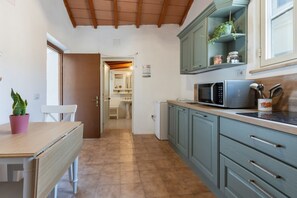 Fridge, microwave, dishwasher, toaster